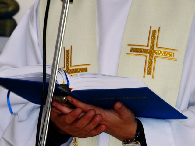 Ünnepi szentmise, kiállításmegnyitó és kenyérszentelés augusztsu 20-án 25